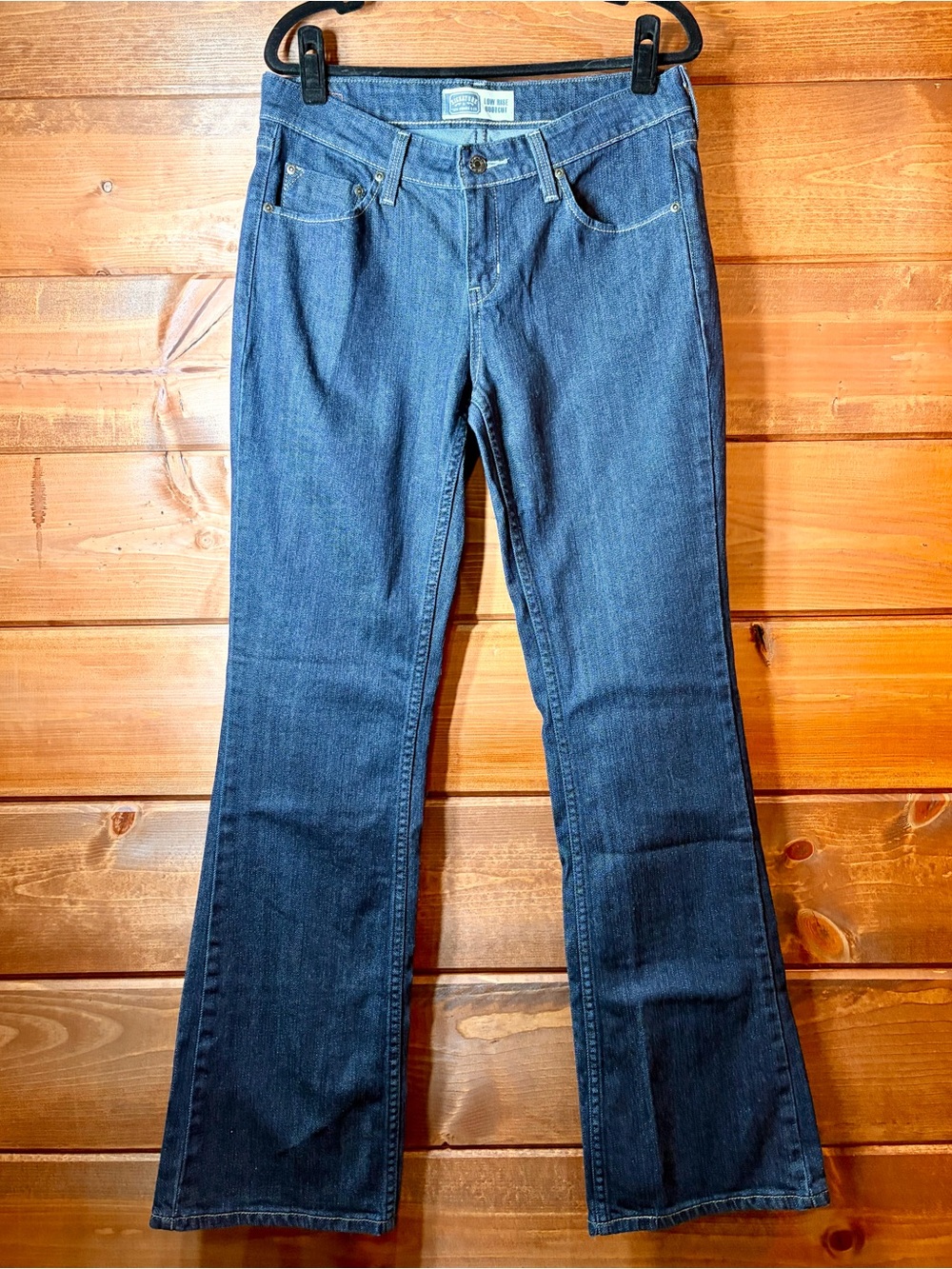Levi's NWOT Indigo Dark Wash Bootcut Women's Jeans Size 8 Long 💕